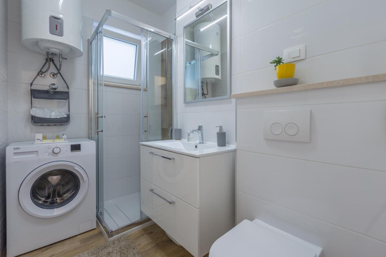 PUY Sylvia Center Apartment מראה חיצוני תמונה