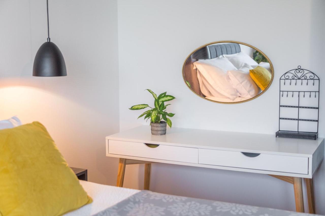 PUY Sylvia Center Apartment מראה חיצוני תמונה