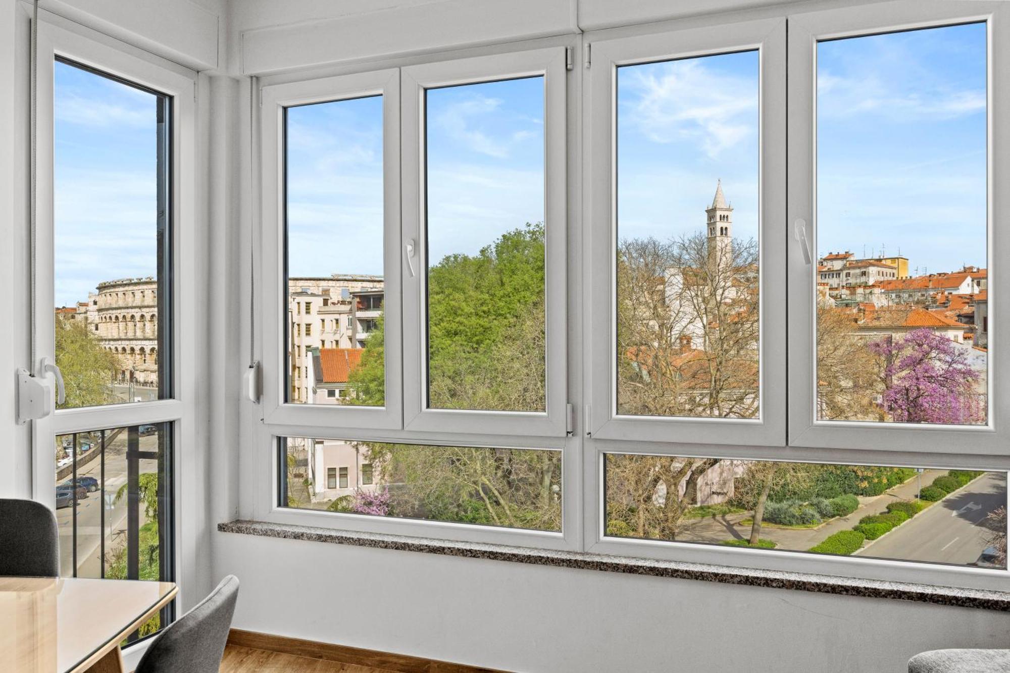 PUY Sylvia Center Apartment מראה חיצוני תמונה